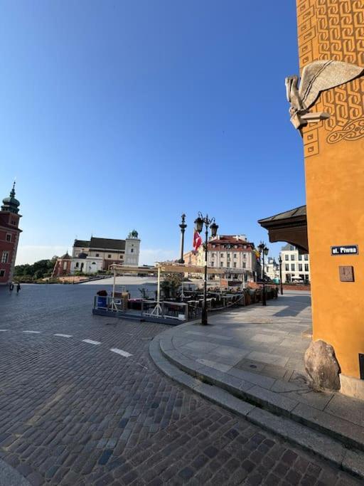 Old Town Residence, Historic Centre Castle Square Apartment Warschau